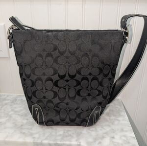 Vintage Coach Black Carley Bucket Shoulder Bag